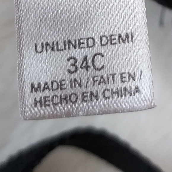 Victoria secret unlined lace demi bra 34C - Picture 7 of 15